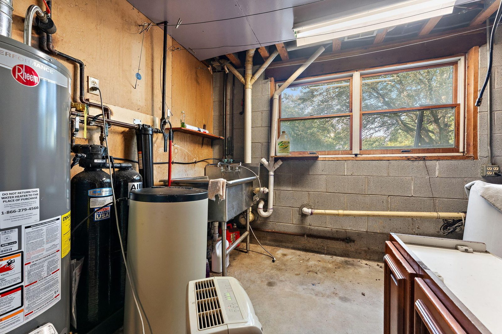 938 N 400 photo 16