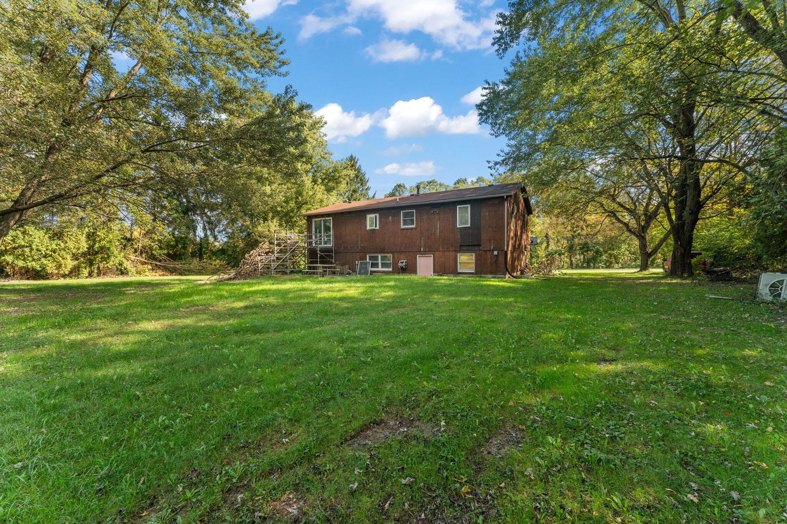 938 N 400 photo 18
