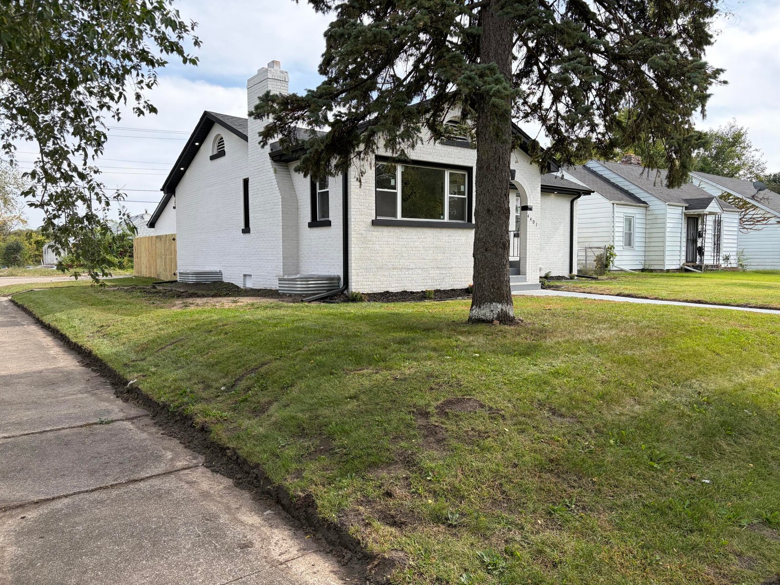 4401 Washington Street photo 4