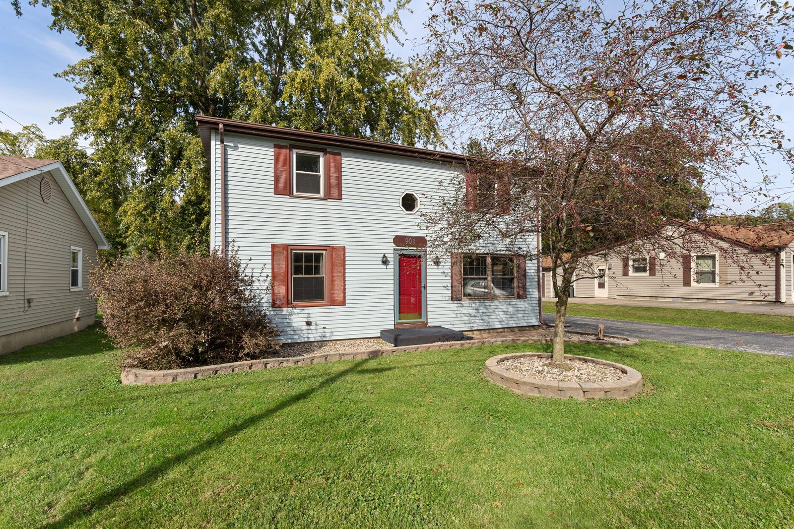 901 Mccord Road photo 1