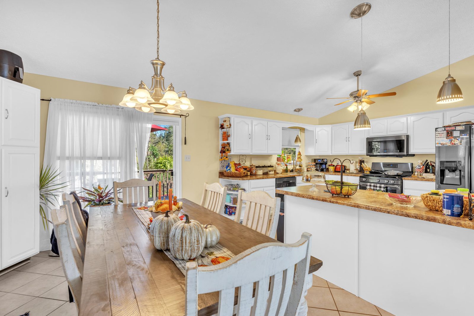 2585 Blake Road photo 7